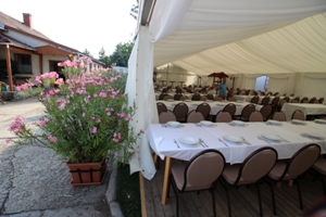 Rendezvénysátor 10 méter széles-7